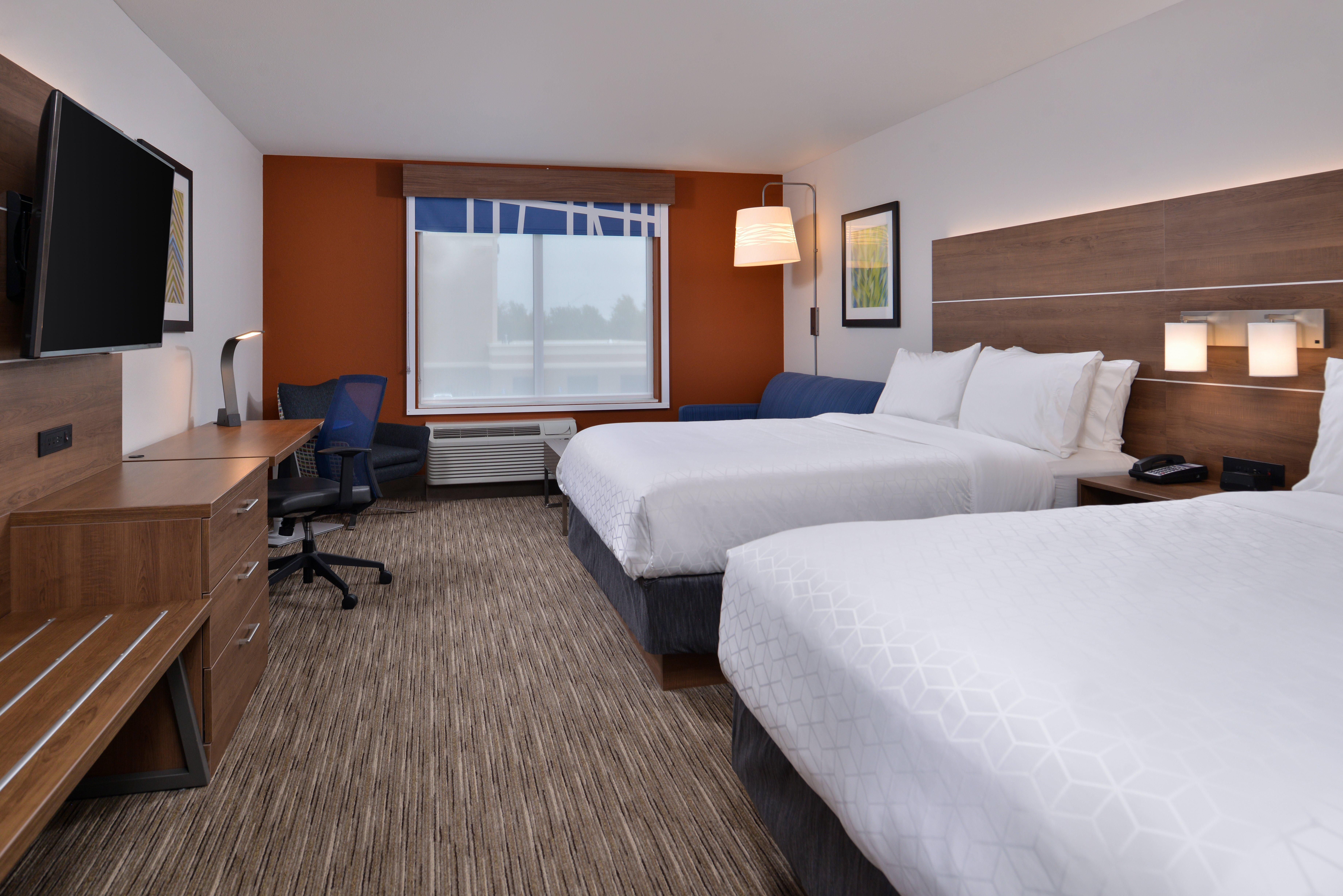Holiday Inn Express & Suites - Marshalltown By Ihg Exterior photo